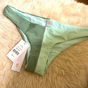 PILYQ Azura Two tone teeny size small